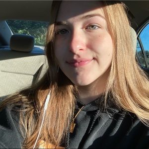 Meet your Posher, Aurora